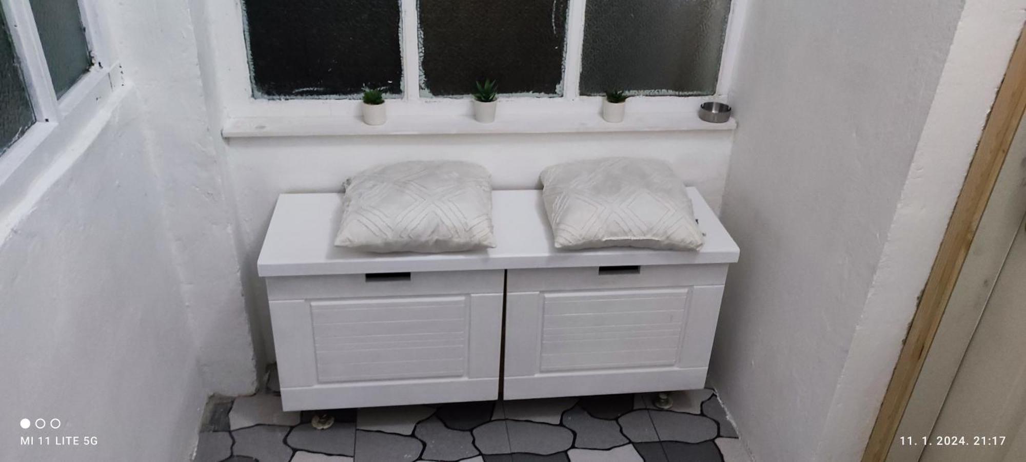 Nany 2 Lägenhet Novi Sad Exteriör bild